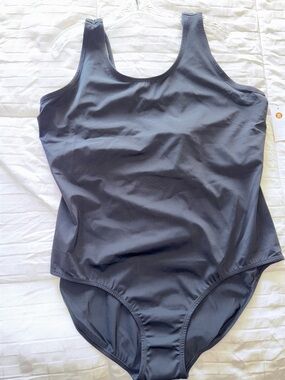 Juno Active 
AquaSport Princess Seam Tanksuit Classic Black